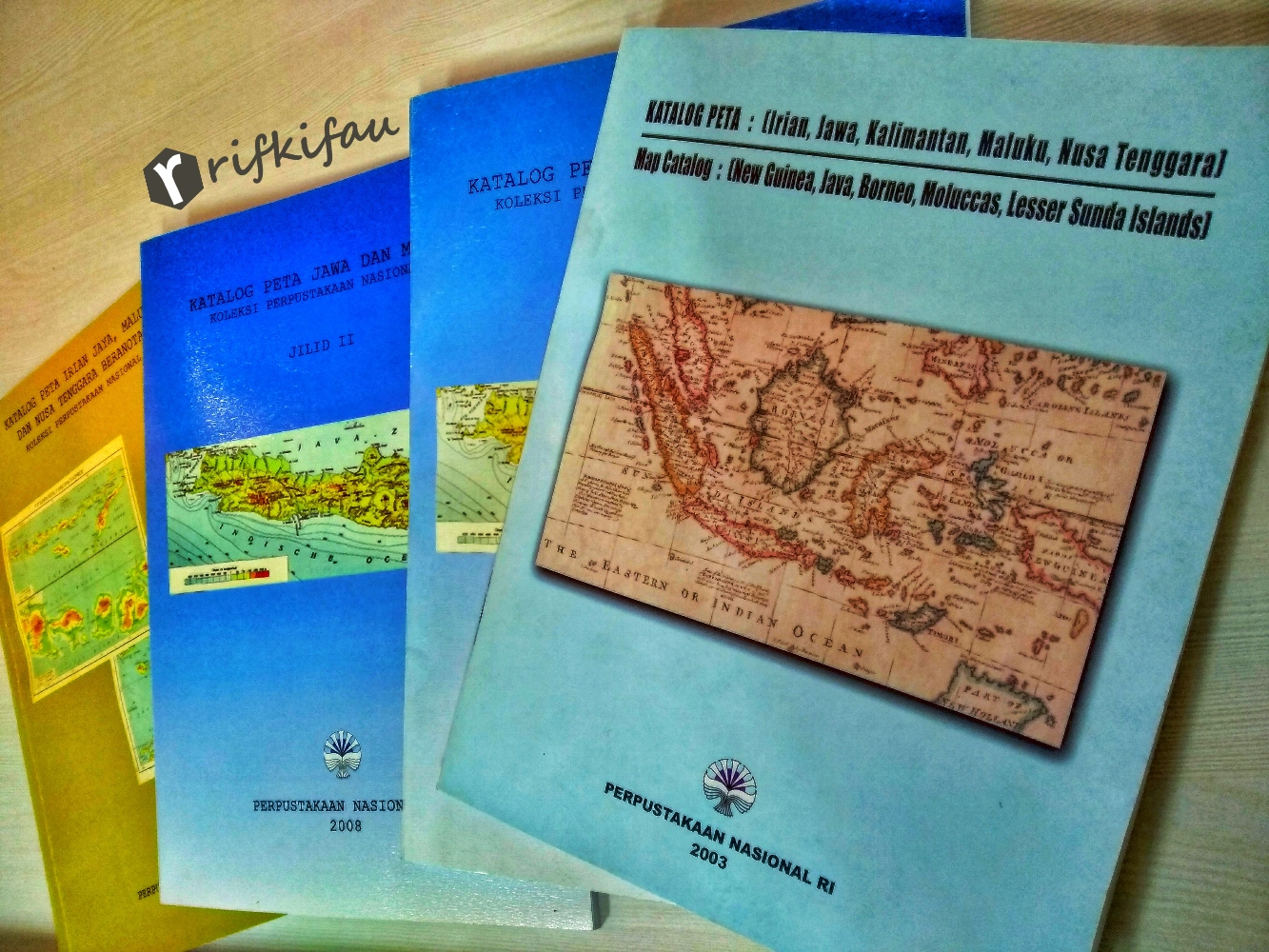 Perpustakaan-Nasional-Tertinggi-Indonesia-Buku-Katalog-Peta